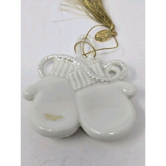 VINTAGE LENOX CHRISTMAS ORNAMENT BUNDLE ANGEL SNOWFLAKE MITTENS PORCELAIN GOLD - Picture 5 of 14